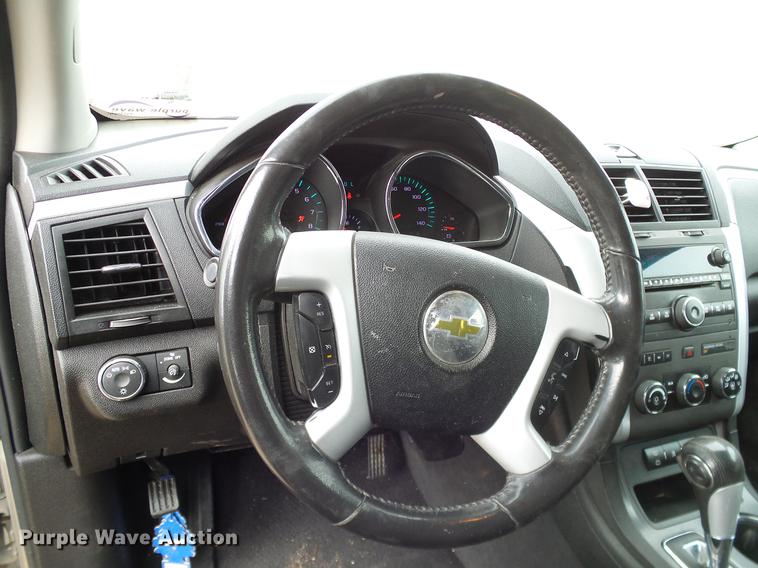 image for item DD1370 2011 Chevrolet Traverse LT SUV