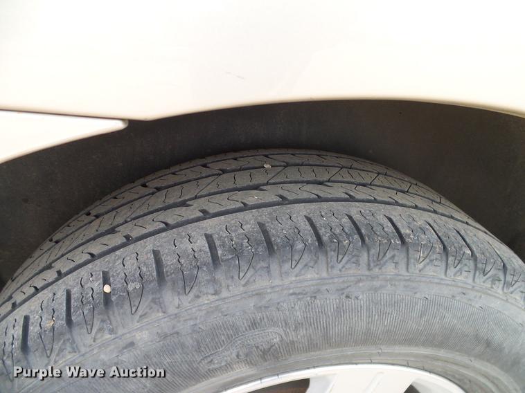 image for item DD1370 2011 Chevrolet Traverse LT SUV