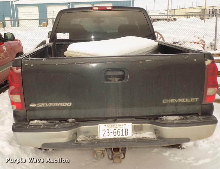 image for item DD2901 2003 Chevrolet Silverado 1500 Ext. Cab pickup truck