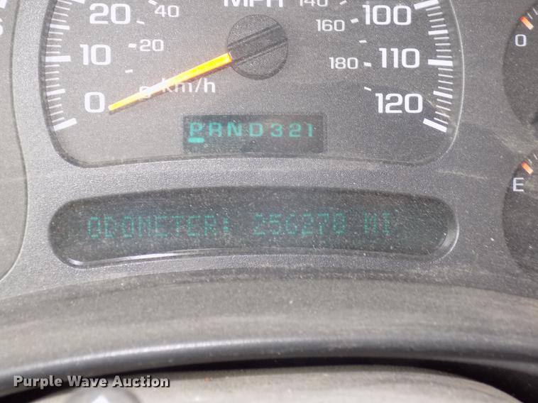 image for item DD2901 2003 Chevrolet Silverado 1500 Ext. Cab pickup truck