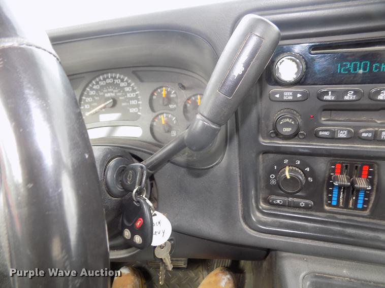 image for item DD2901 2003 Chevrolet Silverado 1500 Ext. Cab pickup truck