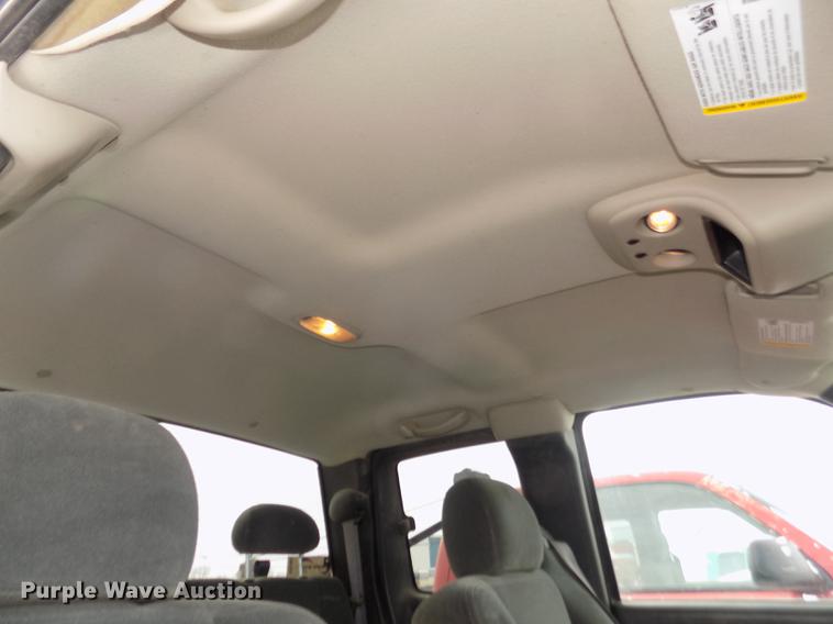 image for item DD2901 2003 Chevrolet Silverado 1500 Ext. Cab pickup truck