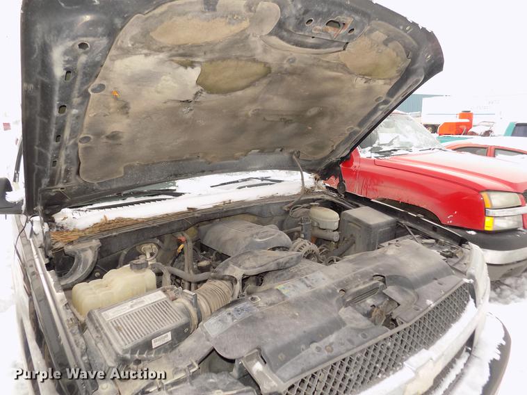 image for item DD2901 2003 Chevrolet Silverado 1500 Ext. Cab pickup truck