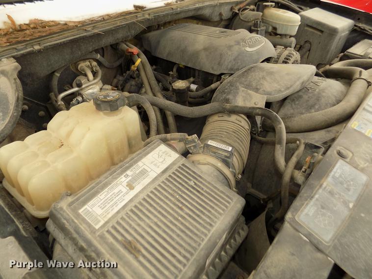 image for item DD2901 2003 Chevrolet Silverado 1500 Ext. Cab pickup truck