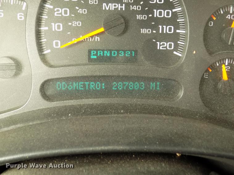 image for item DD2902 2003 Chevrolet Silverado 1500 Ext. Cab pickup truck