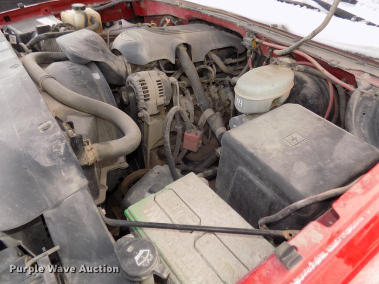 image for item DD2902 2003 Chevrolet Silverado 1500 Ext. Cab pickup truck