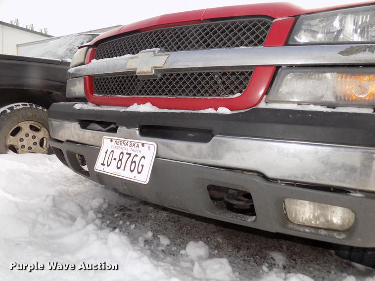image for item DD2902 2003 Chevrolet Silverado 1500 Ext. Cab pickup truck