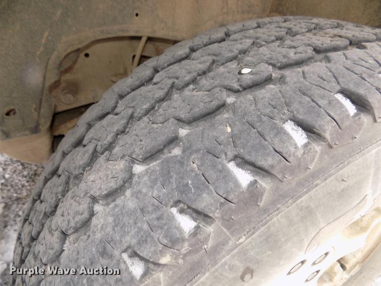 image for item DD2902 2003 Chevrolet Silverado 1500 Ext. Cab pickup truck