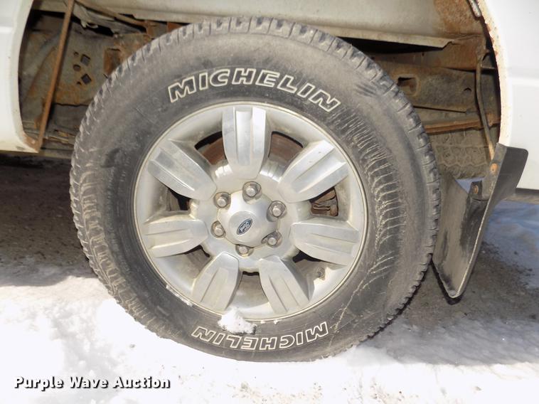 image for item DD2903 2011 Ford F150 XLT SuperCab pickup truck