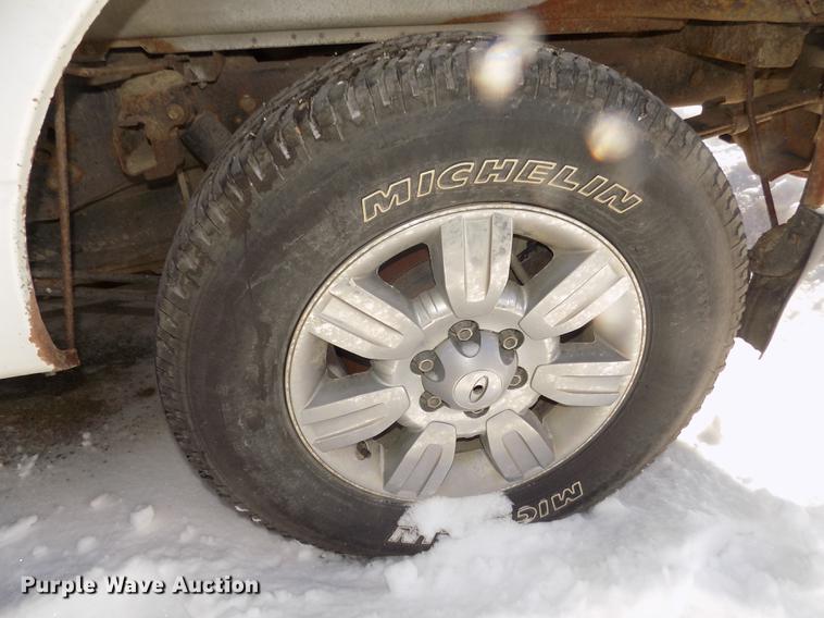 image for item DD2904 2012 Ford F150 XLT SuperCab pickup truck