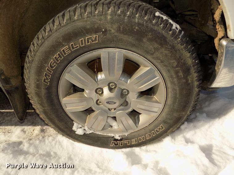 image for item DD2904 2012 Ford F150 XLT SuperCab pickup truck