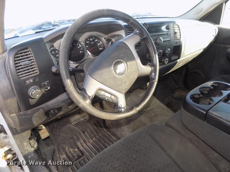 image for item DD2906 2007 Chevrolet Silverado 2500HD pickup truck