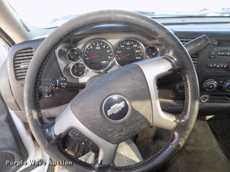image for item DD2906 2007 Chevrolet Silverado 2500HD pickup truck