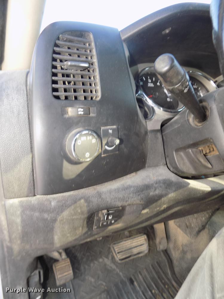 image for item DD2906 2007 Chevrolet Silverado 2500HD pickup truck