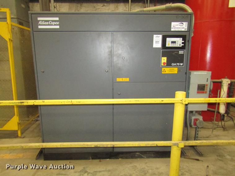 image for item DD2935 2000 Atlas Copco GA75W air compressor
