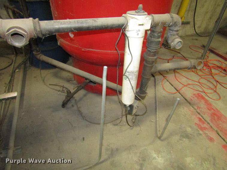 image for item DD2935 2000 Atlas Copco GA75W air compressor