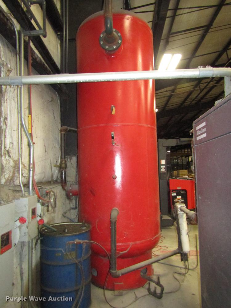 image for item DD2935 2000 Atlas Copco GA75W air compressor