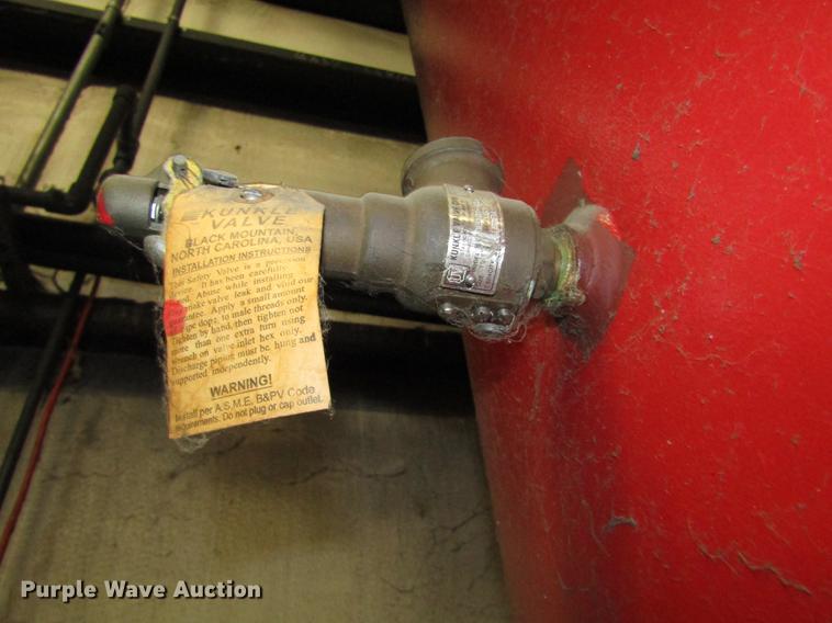 image for item DD2935 2000 Atlas Copco GA75W air compressor