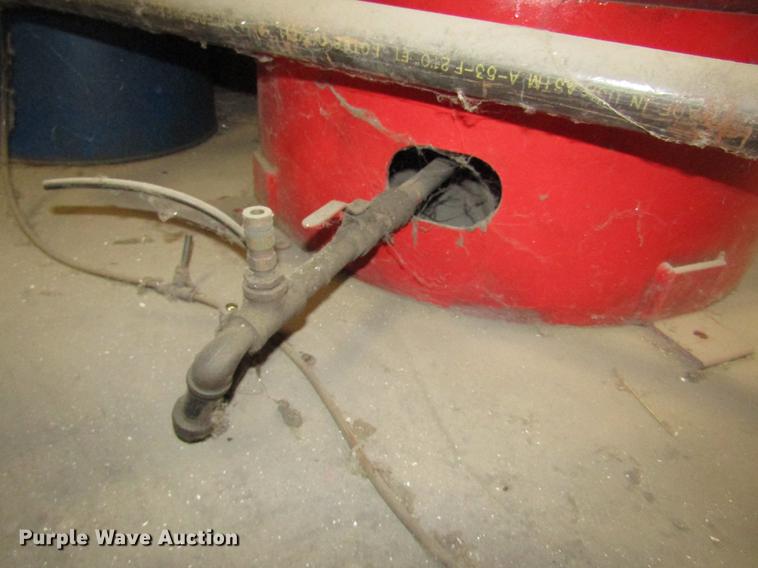 image for item DD2935 2000 Atlas Copco GA75W air compressor