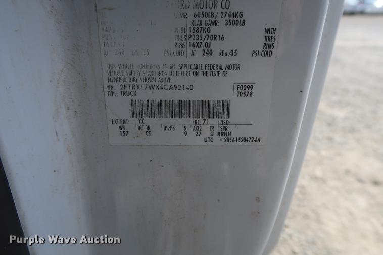 image for item DD5421 2004 Ford F150 SuperCab pickup truck