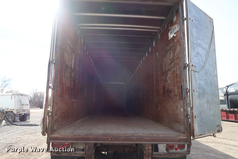 image for item DD5422 1978 Fruehauf dry van trailer