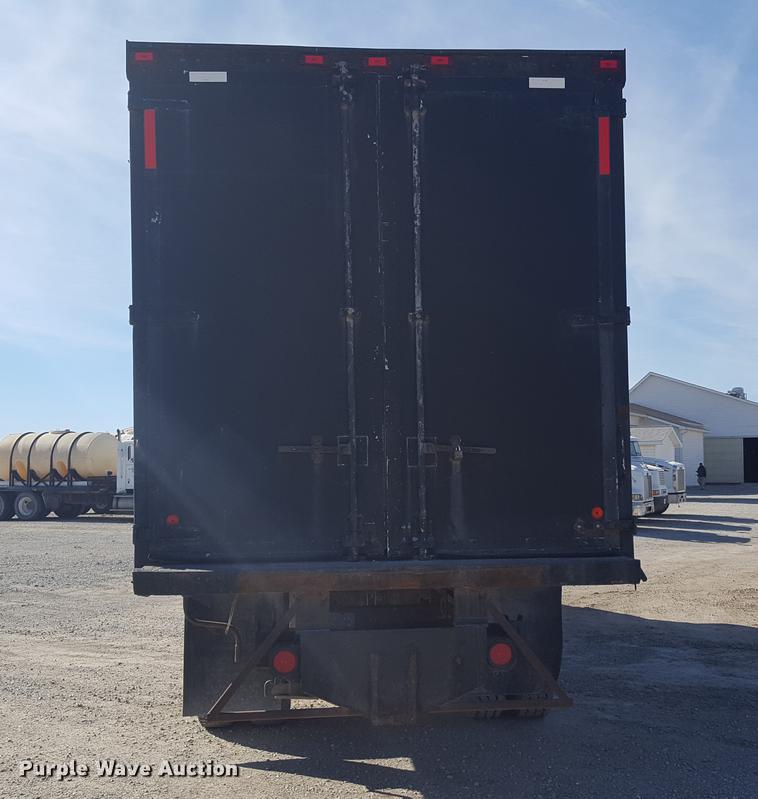 image for item DD5435 1991 Volvo WIA box truck