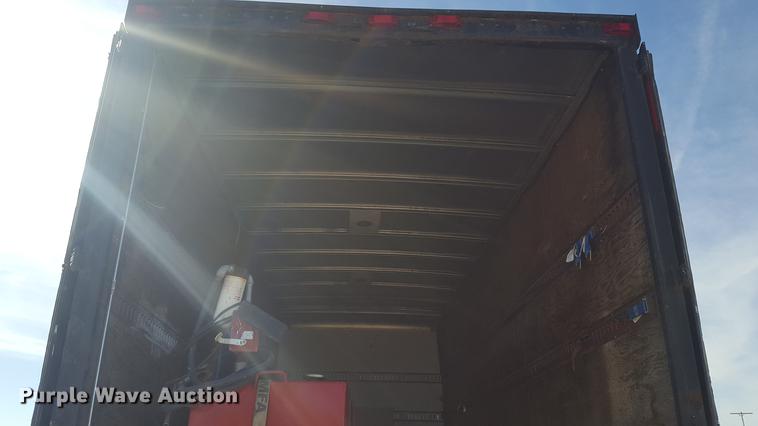 image for item DD5435 1991 Volvo WIA box truck