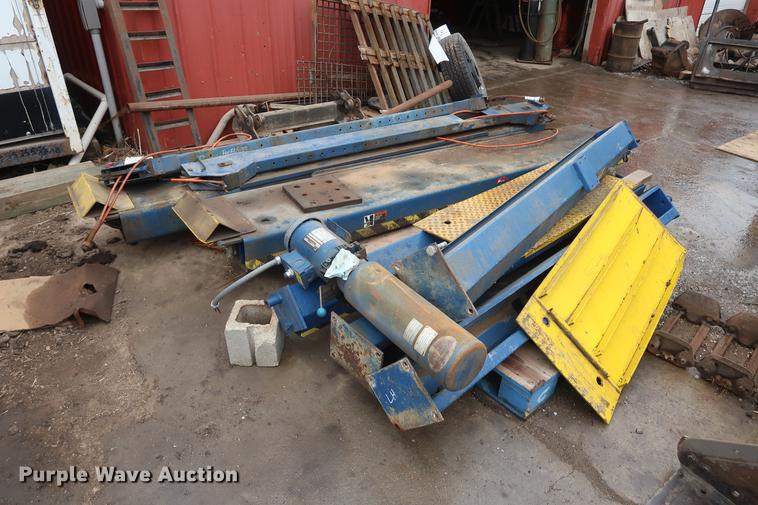 image for item DD5446 Rotary FLS-12 four post lift