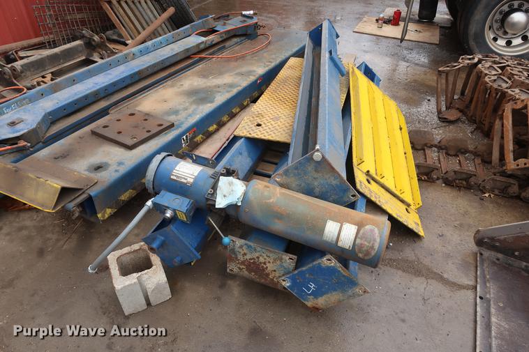 image for item DD5446 Rotary FLS-12 four post lift