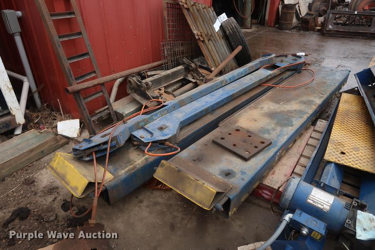 image for item DD5446 Rotary FLS-12 four post lift