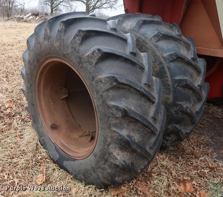 image for item DD5448 (2) International 18.4-34 dual tires and wheels