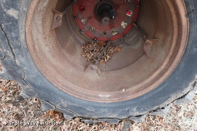 image for item DD5448 (2) International 18.4-34 dual tires and wheels