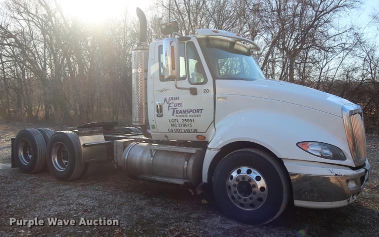 image for item DF3512 2013 International ProStar semi truck