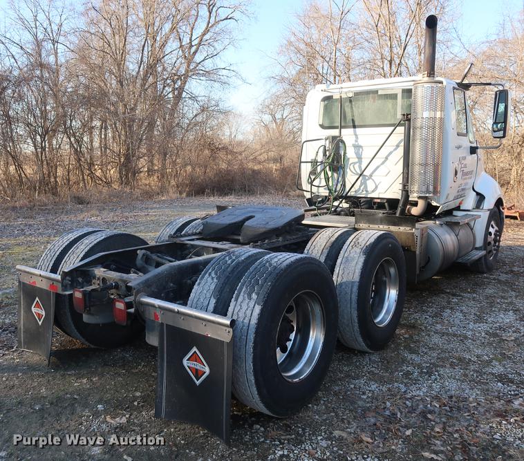 image for item DF3512 2013 International ProStar semi truck