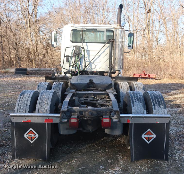 image for item DF3512 2013 International ProStar semi truck