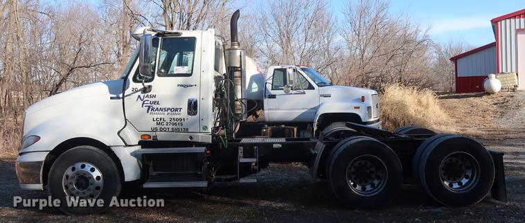 image for item DF3512 2013 International ProStar semi truck