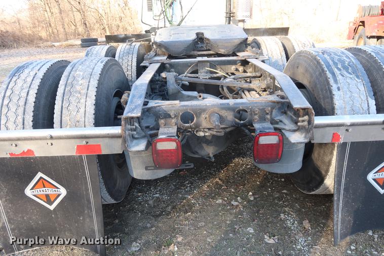 image for item DF3512 2013 International ProStar semi truck