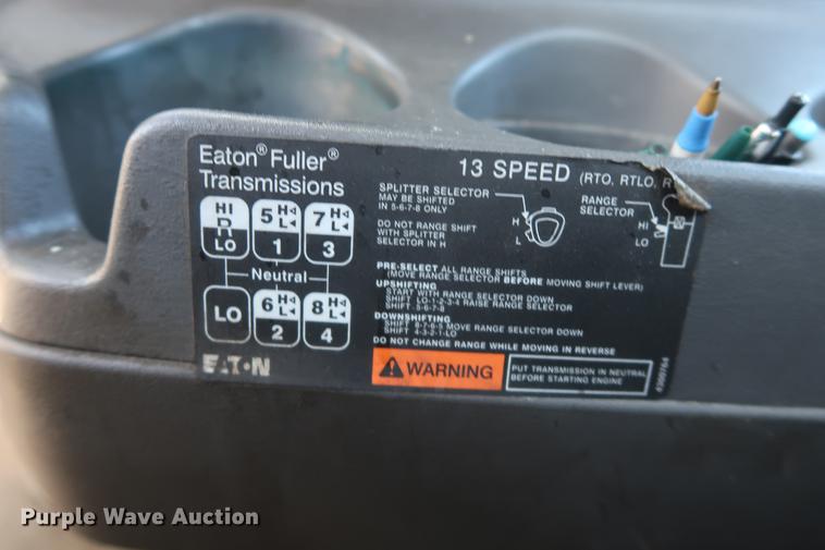 image for item DF3512 2013 International ProStar semi truck