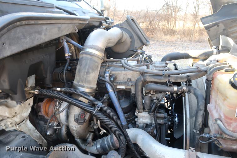 image for item DF3512 2013 International ProStar semi truck