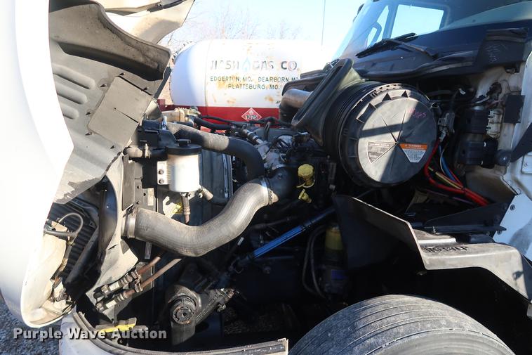 image for item DF3512 2013 International ProStar semi truck