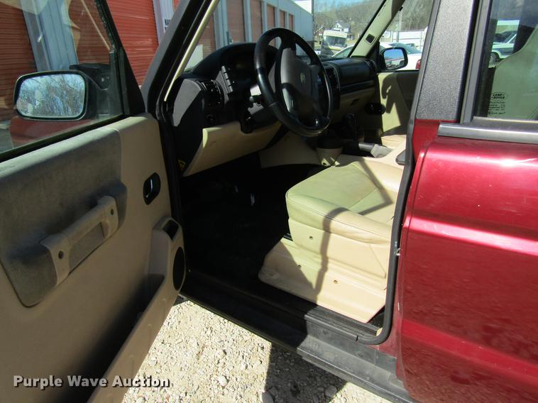 image for item DF9468 2003 Land Rover Discovery SUV