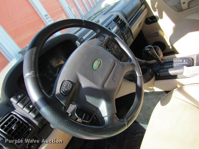 image for item DF9468 2003 Land Rover Discovery SUV