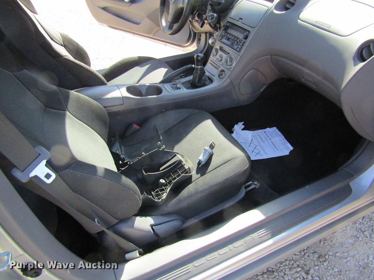 image for item DF9471 2001 Toyota Celica GT