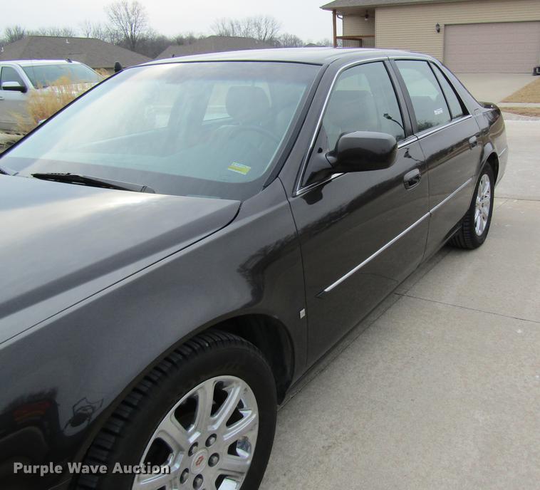 image for item DF9473 2008 Cadillac DTS
