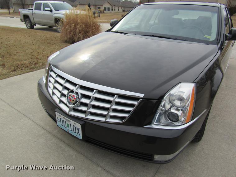 image for item DF9473 2008 Cadillac DTS