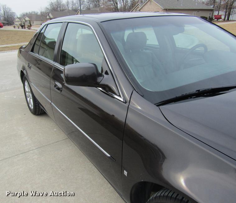 image for item DF9473 2008 Cadillac DTS