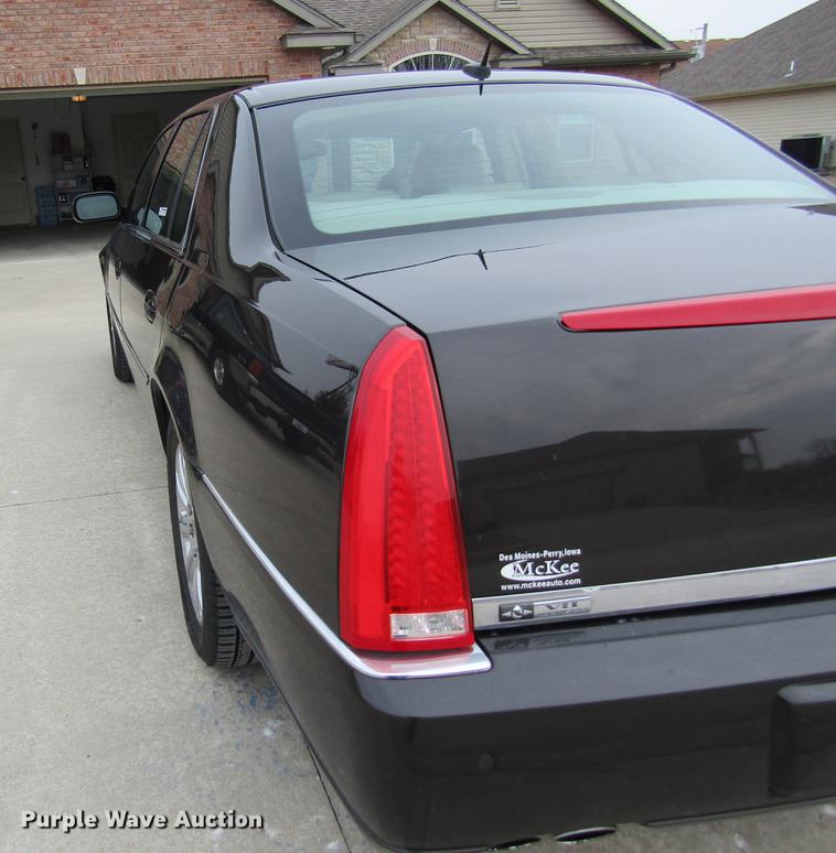 image for item DF9473 2008 Cadillac DTS