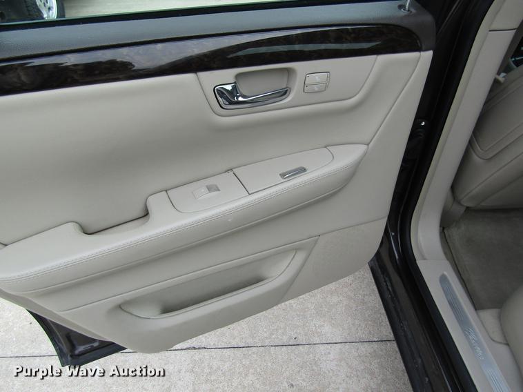 image for item DF9473 2008 Cadillac DTS