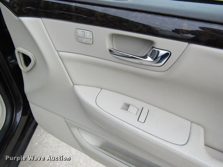 image for item DF9473 2008 Cadillac DTS