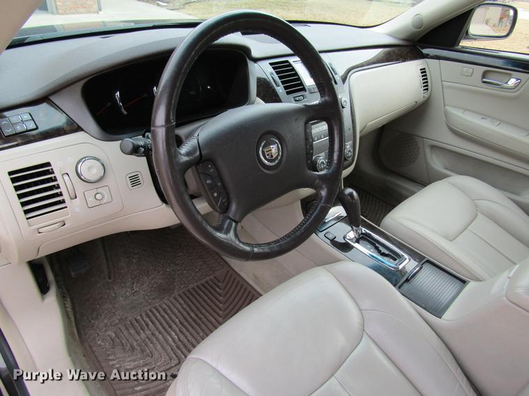 image for item DF9473 2008 Cadillac DTS